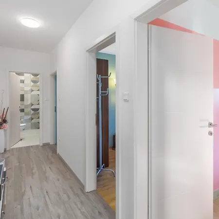 With Parking Space - 7012 Apartman Porec