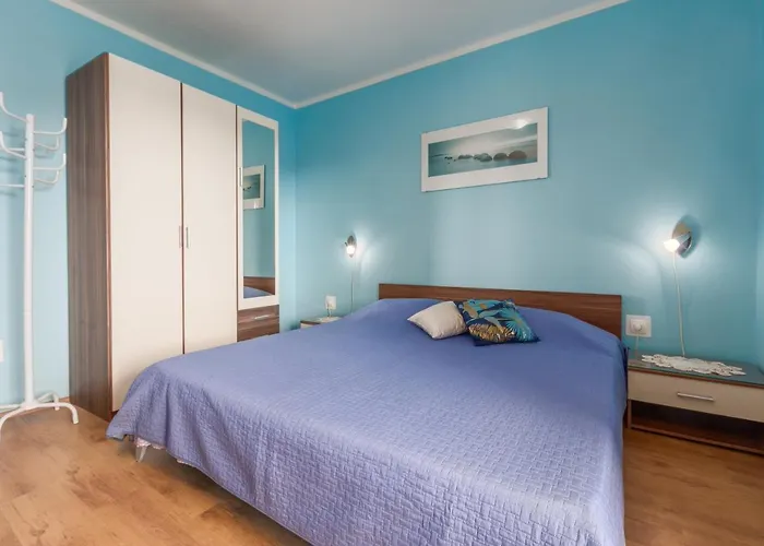 With Parking Space - 7012 Apartamento